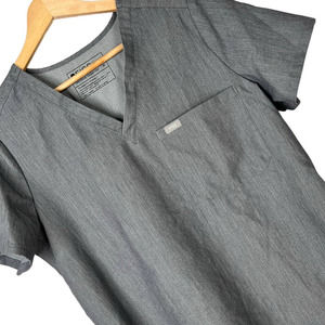 FIGS Women's M Graphite Gray Catarina One-Pocket‎ Medical Nurse V-Neck Scrub Top